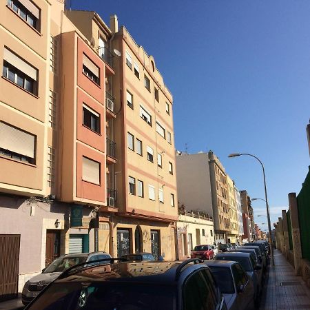 Malaga Habitacion En Apartamento Carlos Haya エクステリア 写真