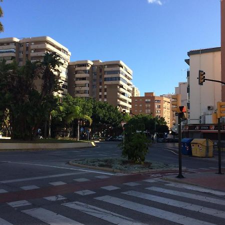 Malaga Habitacion En Apartamento Carlos Hayaアパートメント エクステリア 写真